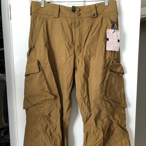 Burton snow pants. Men’s medium. Khaki-brown color.